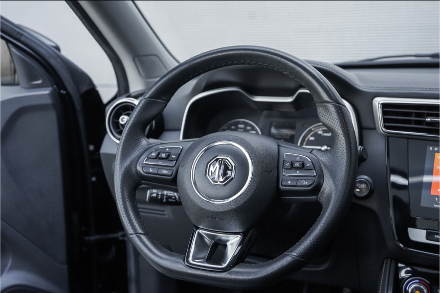 MG Mg Zs EV Luxury 45 kWh Pano ACC Leder Navi Camera