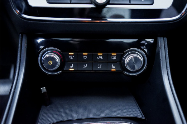 MG Mg Zs EV Luxury 45 kWh Pano ACC Leder Navi Camera