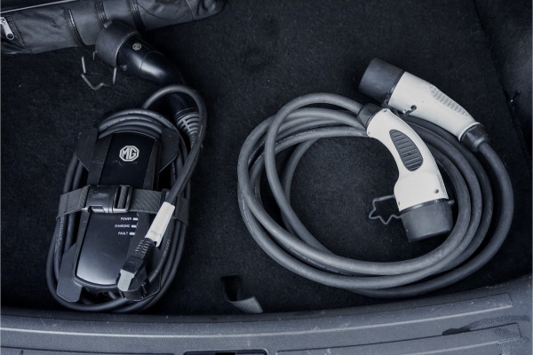 MG Mg Zs EV Luxury 45 kWh Pano ACC Leder Navi Camera