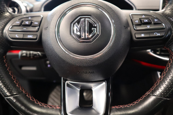 MG EHS 1.5 TGDI Luxury Pano ACC PDC 2 jaar garantie mogelijk (vraag naar de voorwaarden)