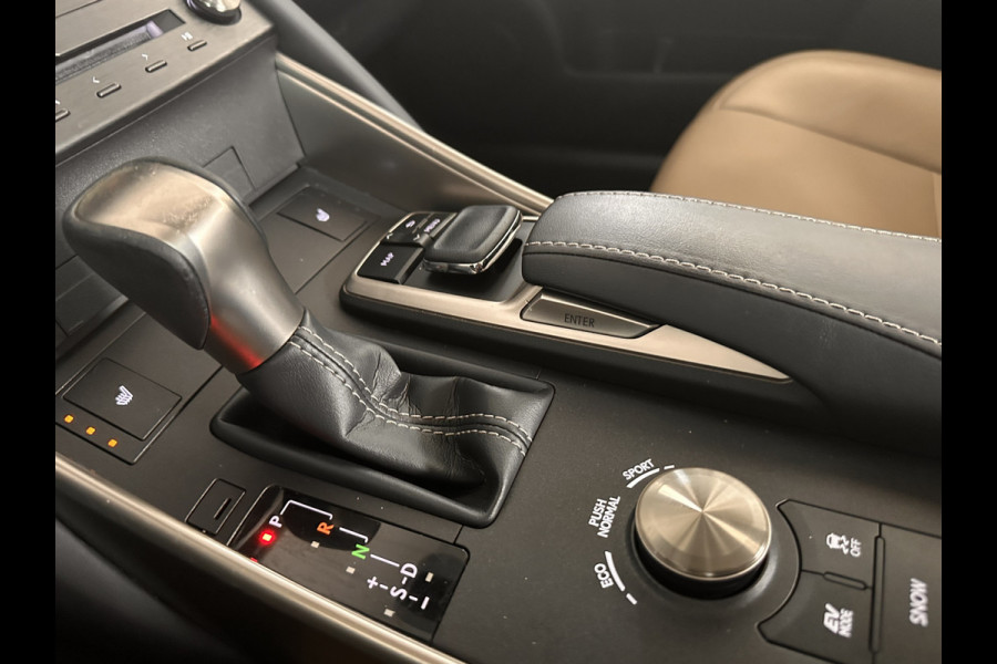 Lexus IS 300h Luxury Line | Leder beige | Camera | DAB+ | LED | occasion