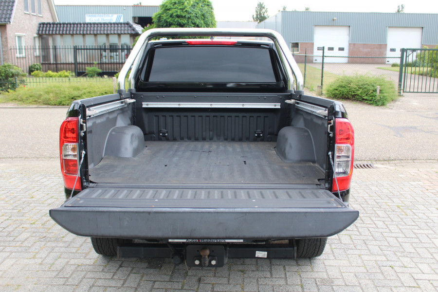 Nissan Navara Navara King Cab 2.3 dCi 165PK Euro6 4WD N-Connecta ✓ 3500KG trekgewicht ✓navigatie ✓camera ✓ 4x4