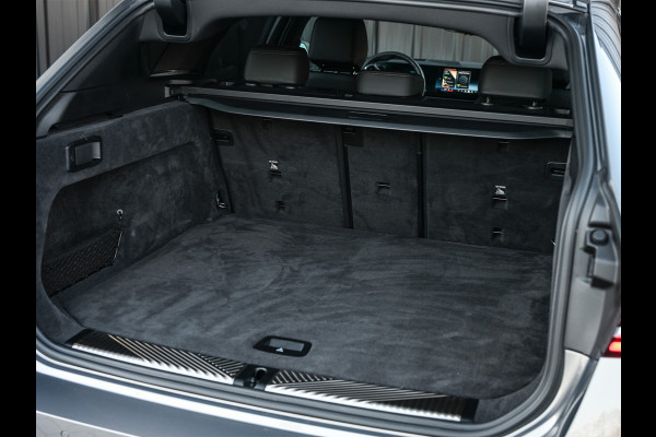 BMW 5 Serie Touring 530e XDRIVE | SHADOW LINE | M-SPORT | COMFORT ACCESS | ACTIVE CRUISE | BOWERS & WILKINS | 360 CAMERA | STUUR- EN STOELVE