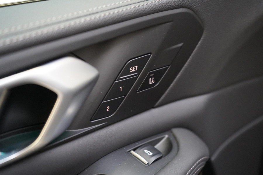 BMW X5 xDrive45e High Executive | Panoramadak | Head-Up | Laserlicht | Leder | Memory | Luchtvering