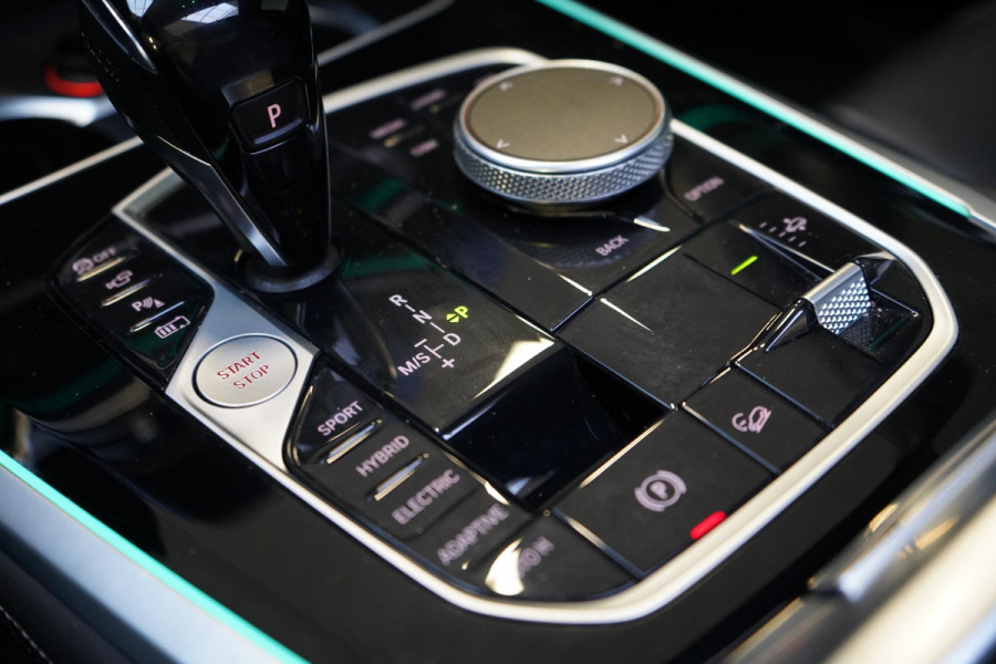 BMW X5 xDrive45e High Executive | Panoramadak | Head-Up | Laserlicht | Leder | Memory | Luchtvering