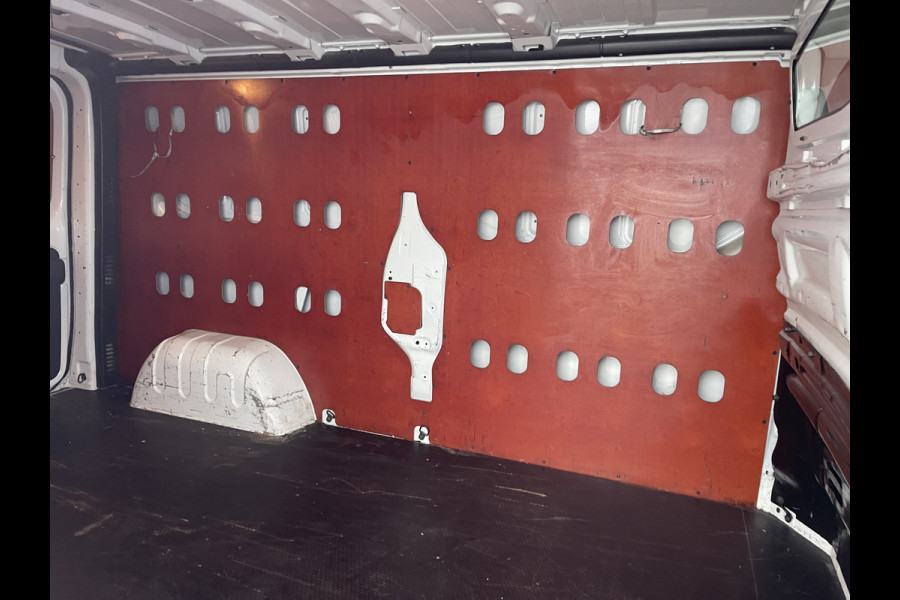 Opel Vivaro 1.6 CDTI L2H1 Edition / vaste prijs rijklaar € 11.950 ex btw / euro 6 / bpm vrij / airco / cruise control / navigatie / bijrijdersbank / parkeersensoren achter