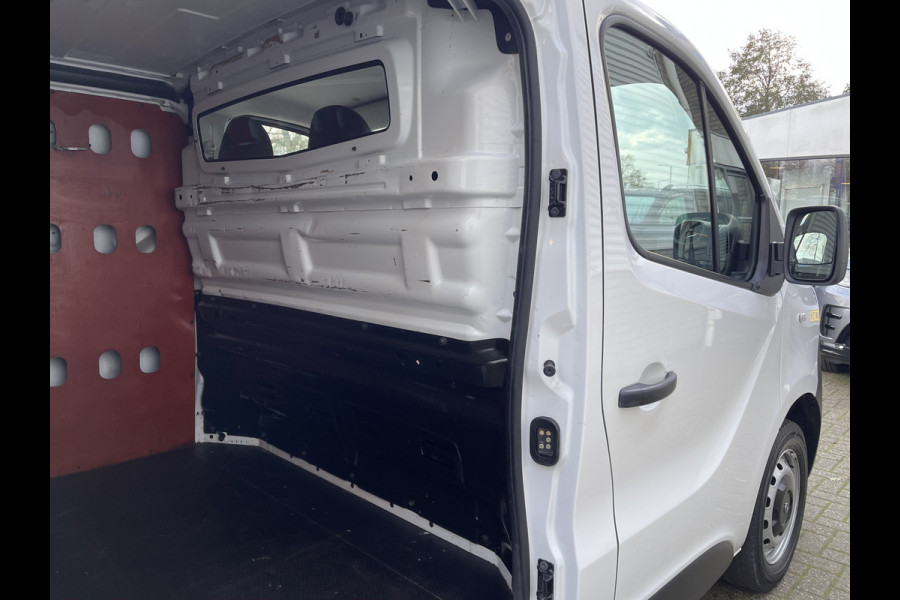 Opel Vivaro 1.6 CDTI L2H1 Edition / vaste prijs rijklaar € 11.950 ex btw / euro 6 / bpm vrij / airco / cruise control / navigatie / bijrijdersbank / parkeersensoren achter