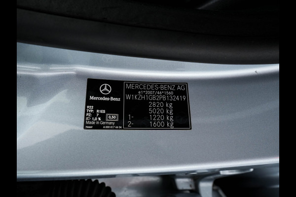 Mercedes-Benz E-Klasse Estate 300 de Luxury Line ( Plug-in ) (INCL-BTW) Aut. *LEATHER | FULL-LED | WIDESCREEN-COCKPIT | BLIND-SPOT | AMBIENT-LIGHT | HEATED-SPORTSEATS | CAMERA | DAB+ | NAVI-FULLMAP | PDC | ADAPTIVE-CRUISE | ECC | 18''ALU*