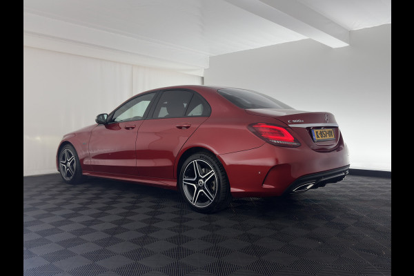Mercedes-Benz C-Klasse 300 e Business Solution AMG Limited (INCL.BTW) *FULL-LEATHER | FULL-LED | BURMESTER | AMBIENT-LIGHT | BLIND-SPOT | HEATED-SPORTSEATS | DIGI-COCKPIT | NAVI-FULLMAP | CAMERA | DAB+ | 18''ALU*
