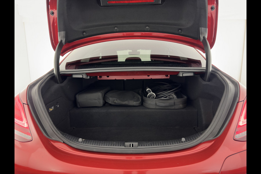 Mercedes-Benz C-Klasse 300 e Business Solution AMG Limited (INCL.BTW) *FULL-LEATHER | FULL-LED | BURMESTER | AMBIENT-LIGHT | BLIND-SPOT | HEATED-SPORTSEATS | DIGI-COCKPIT | NAVI-FULLMAP | CAMERA | DAB+ | 18''ALU*