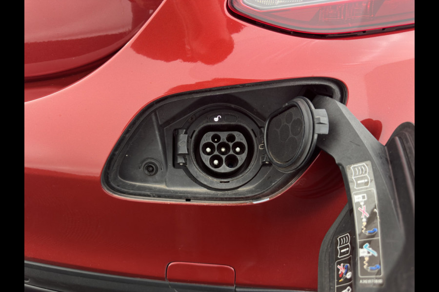 Mercedes-Benz C-Klasse 300 e Business Solution AMG Limited (INCL.BTW) *FULL-LEATHER | FULL-LED | BURMESTER | AMBIENT-LIGHT | BLIND-SPOT | HEATED-SPORTSEATS | DIGI-COCKPIT | NAVI-FULLMAP | CAMERA | DAB+ | 18''ALU*