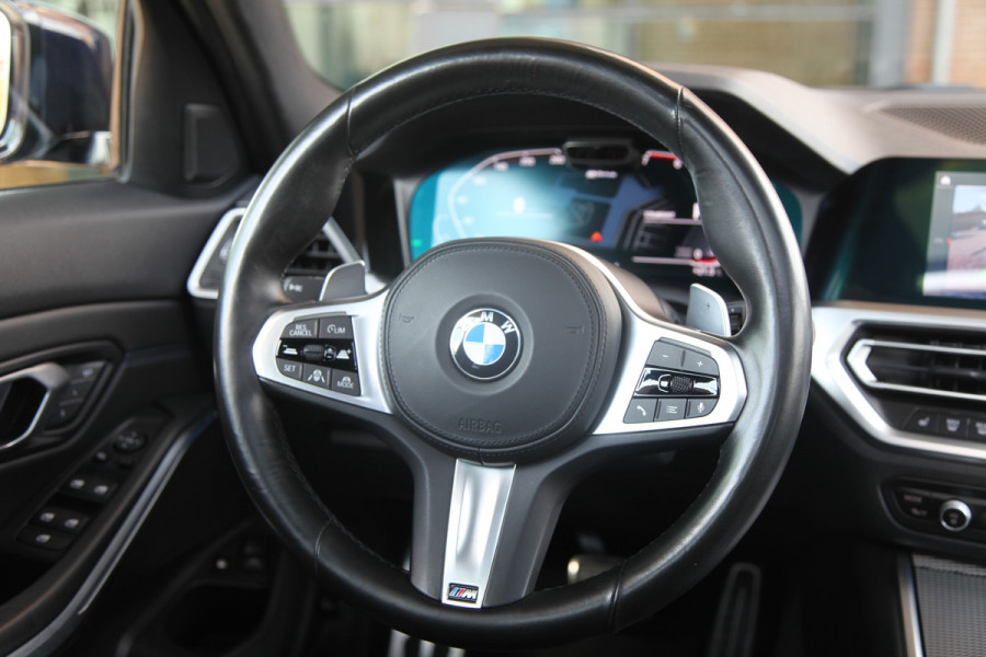 BMW 3-serie 330e M Sport |Tanzanite Blue | Laser | Trekhaak | Head-Up