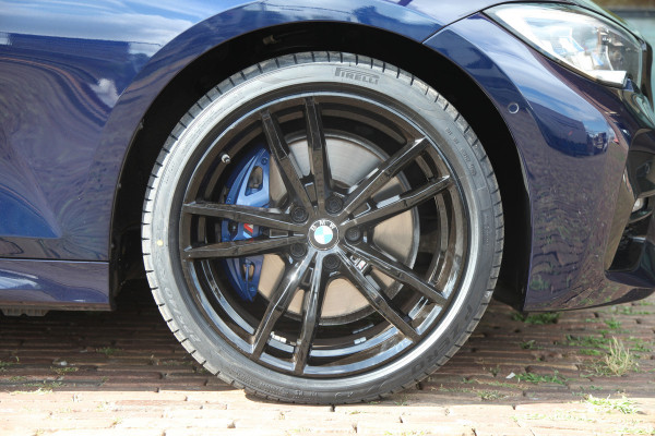 BMW 3-serie 330e M Sport |Tanzanite Blue | Laser | Trekhaak | Head-Up