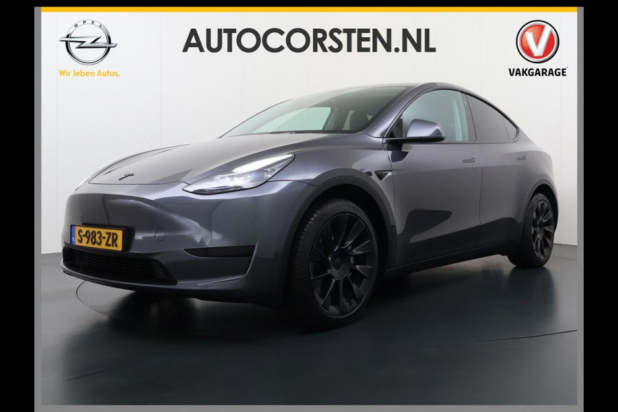 Tesla Model Y RWD 60kWh LFP-Accu S.O.H. 96% Trekhaak Warmtepomp Lmv 20" Ambient Interieur Verlichting Adap.Cruise Navi Ecc Camera's Panoramada Autopilot Stoel+Stuur+Achterbank Verwarming Elek.Achterklep Dodehoek detector Draadloze telefoonlader Origineel Nederlandse Auto 1.600KG Trekgewicht