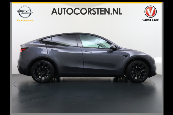 Tesla Model Y RWD 60kWh LFP-Accu S.O.H. 96% Trekhaak Warmtepomp Lmv 20" Ambient Interieur Verlichting Adap.Cruise Navi Ecc Camera's Panoramada Autopilot Stoel+Stuur+Achterbank Verwarming Elek.Achterklep Dodehoek detector Draadloze telefoonlader Origineel Nederlandse Auto 1.600KG Trekgewicht