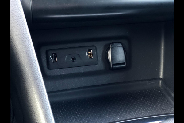 Renault MEGANE Estate 1.3 TCe Limited | Groot Navi, Camera, Cruise, Clima, DAB, Trekhaak | Goed onderhouden |