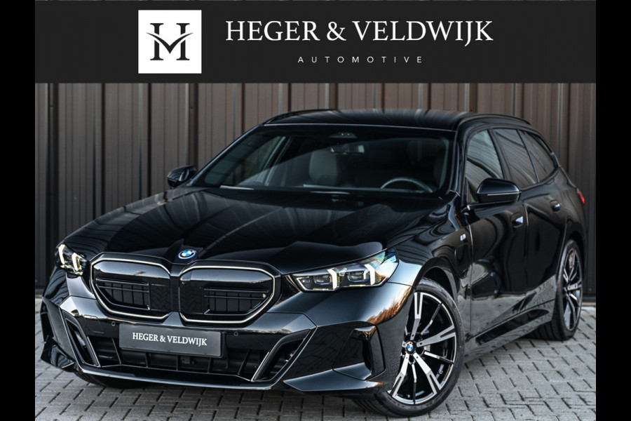 BMW 5 Serie Touring 530e XDRIVE | SHADOW LINE | M-SPORT | COMFORT ACCESS | BOWERS & WILKINS | STUUR- EN STOELVERWARMING | ICONIC GRILL | ACT