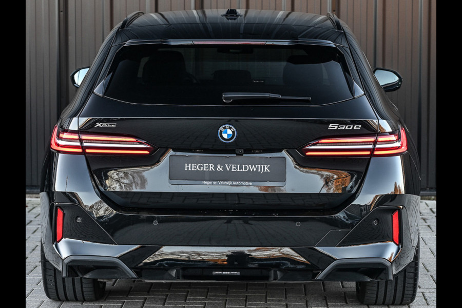 BMW 5 Serie Touring 530e XDRIVE | SHADOW LINE | M-SPORT | COMFORT ACCESS | BOWERS & WILKINS | STUUR- EN STOELVERWARMING | ICONIC GRILL | ACT