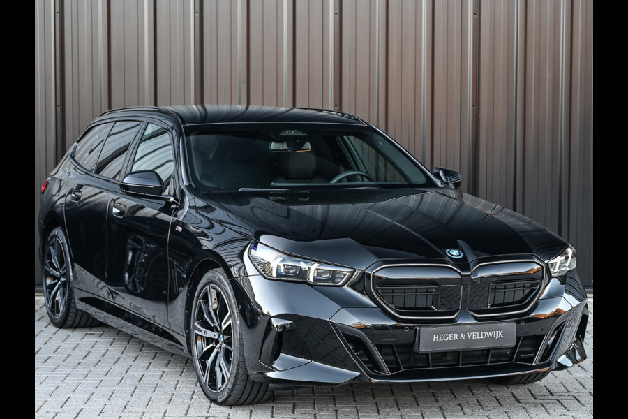 BMW 5 Serie Touring 530e XDRIVE | SHADOW LINE | M-SPORT | COMFORT ACCESS | BOWERS & WILKINS | STUUR- EN STOELVERWARMING | ICONIC GRILL | ACT