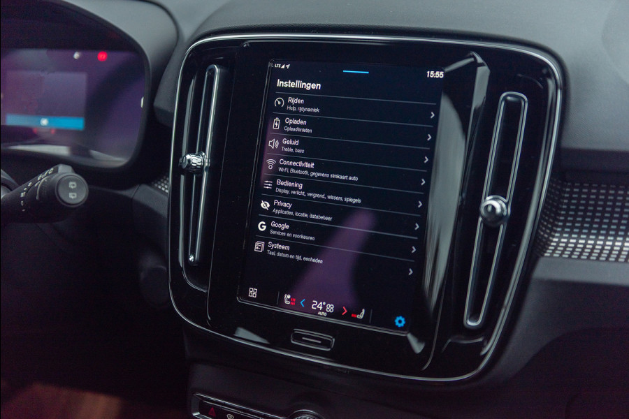 Volvo XC40 Recharge Aut. Luxe Stoelen Parkeercamera Stoelverwarming 231pk