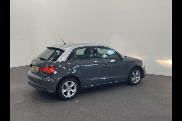 Audi A1 Sportback 1.0 TFSI 5 Deurs Navigatie Parkeersensoren voor+achter Clima Bluetooth Cruise Control Afwijkende dakkleur  Nette auto!