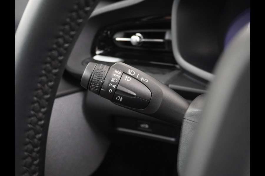 Polestar 2 Long Range 78kWh Soh 96% Carplay Android Auto Cruise Control Keyless Navi Ecc 360°Camera 19"LM Led-Pixel PDC Elektr.Klep Google  Blindspot Monitoring Stoelverwarming Regen-Lichtsensor Virtual-Cockpit Hill-Assist Lane Assist Origineel Nederlandse Auto Tot 150kw snel laden 1.500KG Trekvermogen €54.400 nieuwprijs