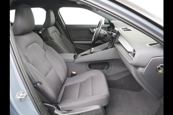 Polestar 2 Long Range 78kWh Soh 96% Carplay Android Auto Cruise Control Keyless Navi Ecc 360°Camera 19"LM Led-Pixel PDC Elektr.Klep Google  Blindspot Monitoring Stoelverwarming Regen-Lichtsensor Virtual-Cockpit Hill-Assist Lane Assist Origineel Nederlandse Auto Tot 150kw snel laden 1.500KG Trekvermogen €54.400 nieuwprijs