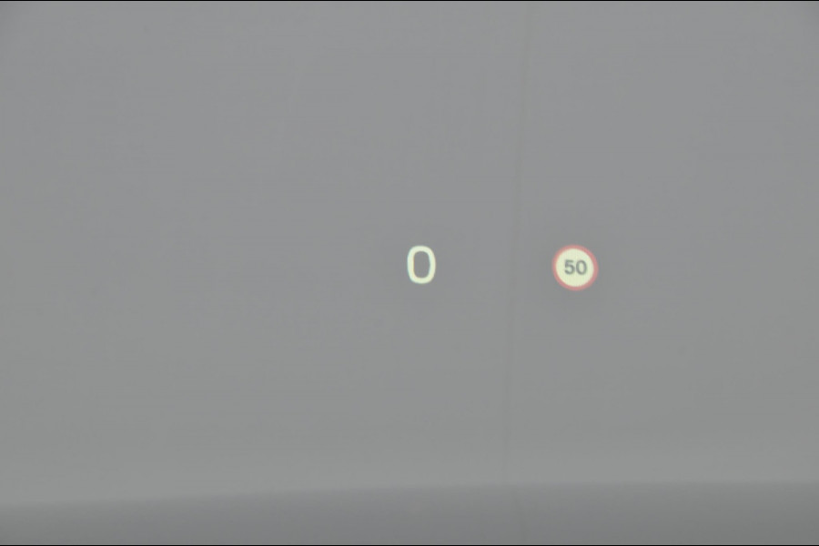 Volvo XC90 T8 455PK Long range Recharge AWD Ultimate Bright Google infotaiment/ Adaptieve cruise control/ Bowers en Wilkins/ Panoramadak/ Luchtvering/ 22” velgen/ BLIS/ Trekhaak/ Stoel en stuurwielverwarming/ Parkeersensoren met 360 Camera/ Elektrische stoelen met geheugen/ Apple carplay/ Keyless entry/ Head up display