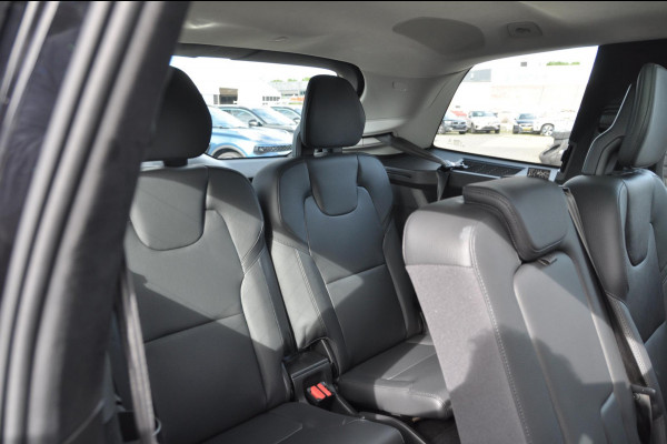 Volvo XC90 T8 455PK Long range Recharge AWD Ultimate Bright Google infotaiment/ Adaptieve cruise control/ Bowers en Wilkins/ Panoramadak/ Luchtvering/ 22” velgen/ BLIS/ Trekhaak/ Stoel en stuurwielverwarming/ Parkeersensoren met 360 Camera/ Elektrische stoelen met geheugen/ Apple carplay/ Keyless entry/ Head up display
