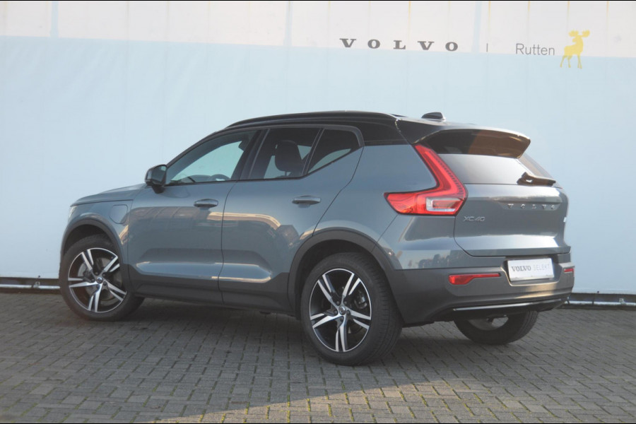 Volvo XC40 T5 262PK Automaat Recharge R-Design Gereserveerd