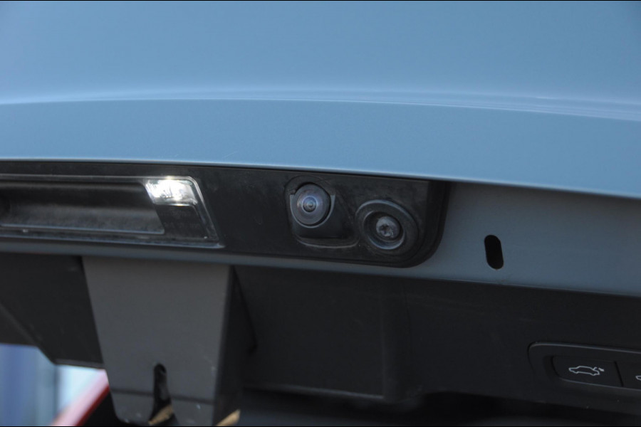 Volvo XC40 T5 262PK Automaat Recharge R-Design Gereserveerd