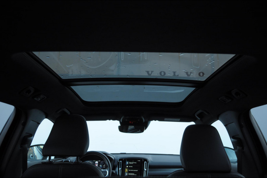 Volvo XC40 T5 262PK Automaat Recharge R-Design Gereserveerd