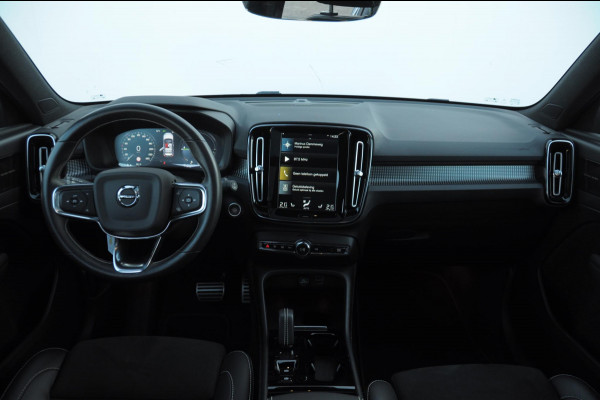 Volvo XC40 T5 262PK Automaat Recharge R-Design Gereserveerd