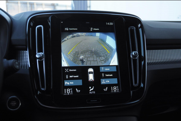 Volvo XC40 T5 262PK Automaat Recharge R-Design Gereserveerd