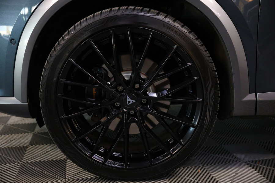 CUPRA Formentor 1.4 e-Hybr. VZ Performace 245pk PANO CARPLAY STUURVW ACC LEDER '22