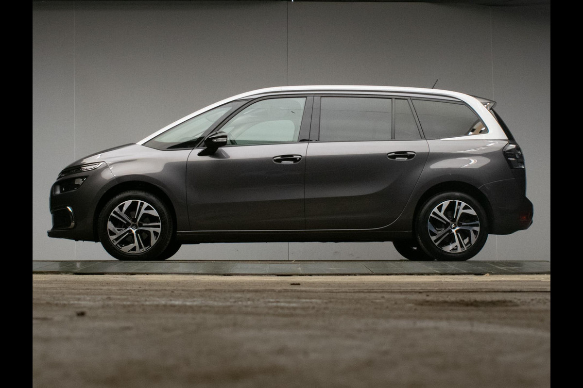 Citroën C4 Grand SpaceTourer 1.2 PureTech Shine 7p. Sport (APPLE CARPLAY,NAVI,CAMERA,360 VIEW,LEDER,GETINT,CLIMATE,SPORTSTOELEN)