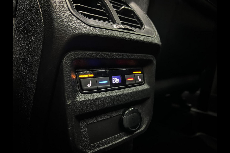 Volkswagen Tiguan 1.5 TSI R-Line Head-up | Pano | Trekhaak