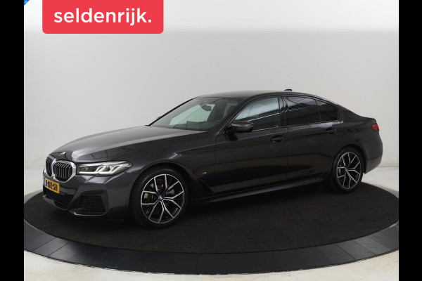 BMW 5 Serie 520i M Sport | Leder | Stoelverwarming | Carplay | 19'' | Sportstoelen | Live Cockpit | Navigatie | Parkeerhulp | Adaptief LED | Memory | Keyless start