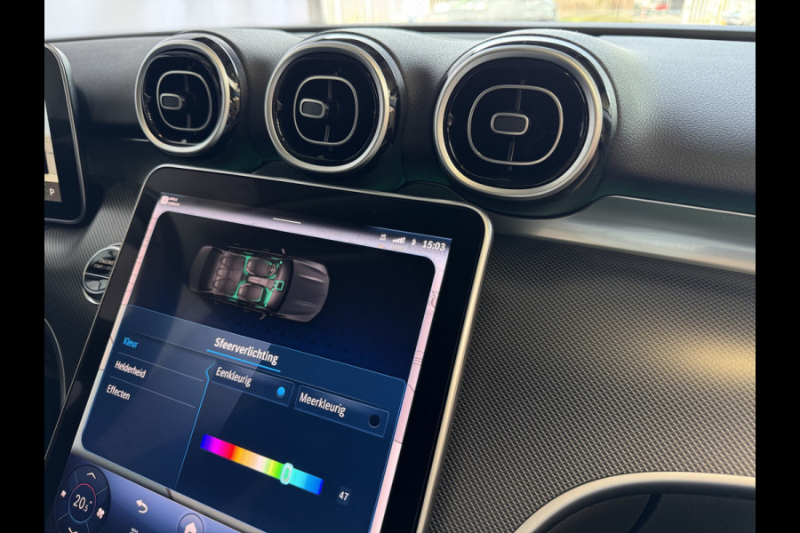 Mercedes-Benz C-Klasse 300e 313PK PHEV 12/2024 AVANTGARDE TREKHAAK HALF LEER CAMERA ELEK/STOEL/VERWARMD 12/2024 PHEV PLUG IN HYBRIDE phev