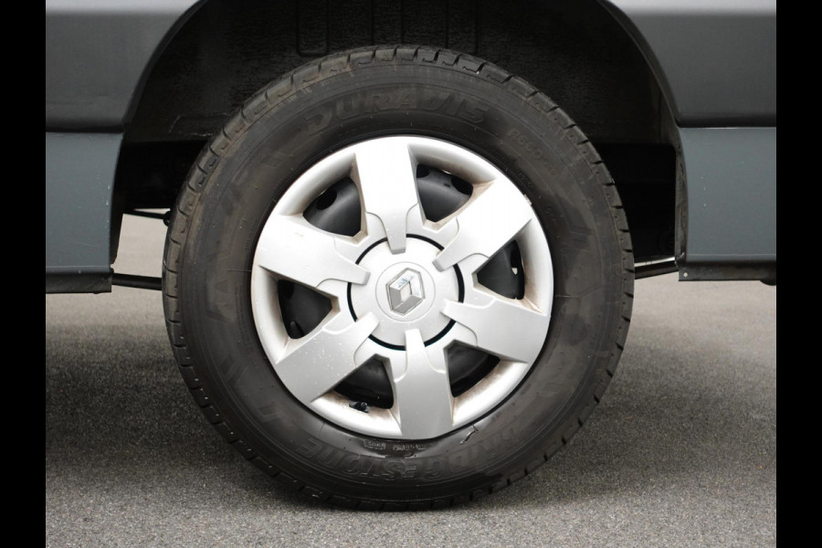 Renault Master T33 2.3 dCi 135PK L2H2 Work Edition Airco Cruise Control Camera Navi Parkeersensoren Trekhaak