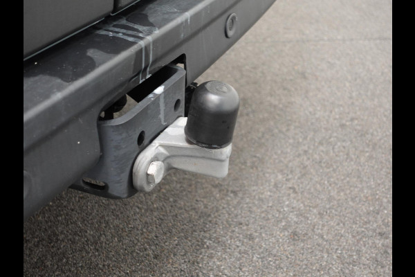 Renault Master T33 2.3 dCi 135PK L2H2 Work Edition Airco Cruise Control Camera Navi Parkeersensoren Trekhaak