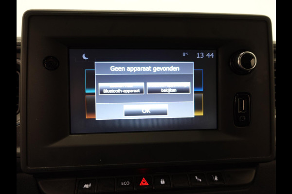 Renault Master T33 2.3 dCi 135PK L2H2 Work Edition Airco Cruise Control Camera Navi Parkeersensoren Trekhaak