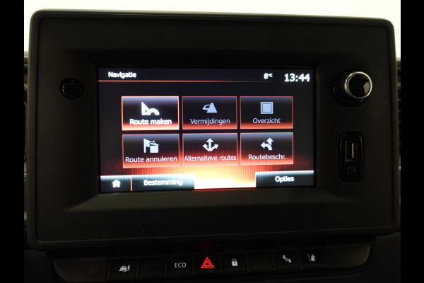 Renault Master T33 2.3 dCi 135PK L2H2 Work Edition Airco Cruise Control Camera Navi Parkeersensoren Trekhaak