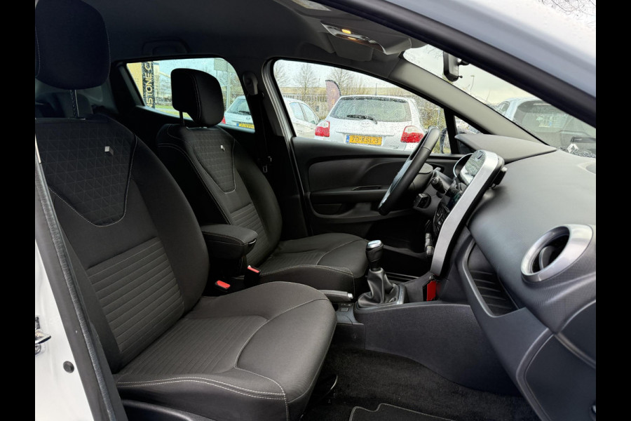 Renault Clio 0.9 TCe Limited 1e Eigenaar,Dealer Onderhouden,Navi,Airco,Cruise,Pdc,Lm velgen,N.A.P,Nieuwe Apk bij Aflevering