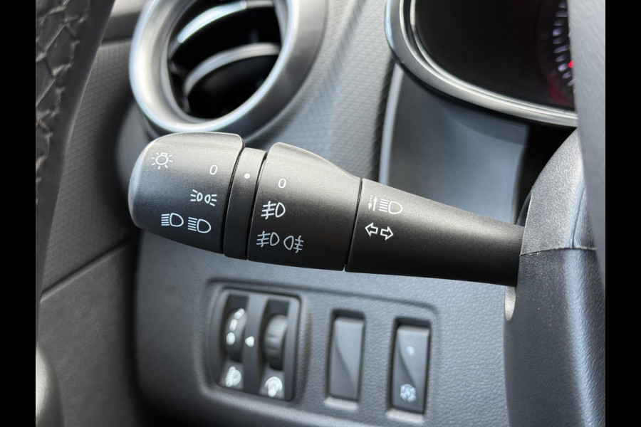 Renault Clio 0.9 TCe Limited 1e Eigenaar,Dealer Onderhouden,Navi,Airco,Cruise,Pdc,Lm velgen,N.A.P,Nieuwe Apk bij Aflevering