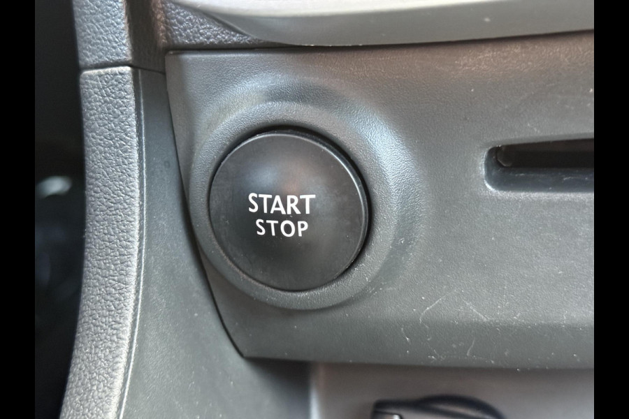 Renault Clio 0.9 TCe Limited 1e Eigenaar,Dealer Onderhouden,Navi,Airco,Cruise,Pdc,Lm velgen,N.A.P,Nieuwe Apk bij Aflevering