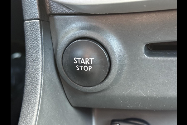 Renault Clio 0.9 TCe Limited 1e Eigenaar,Dealer Onderhouden,Navi,Airco,Cruise,Pdc,Lm velgen,N.A.P,Nieuwe Apk bij Aflevering