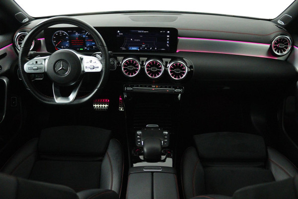 Mercedes-Benz CLA-Klasse 250 e AMG Line (PANORAMADAK, SFEERVERLICHTING, STOELVERWARMING, ELEKTR STOELEN, BURMEISTER)