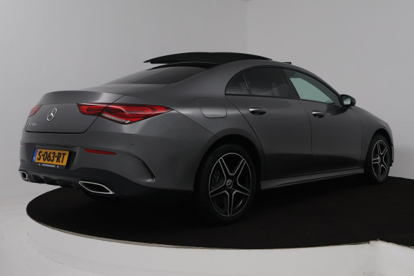 Mercedes-Benz CLA-Klasse 250 e AMG Line (PANORAMADAK, SFEERVERLICHTING, STOELVERWARMING, ELEKTR STOELEN, BURMEISTER)