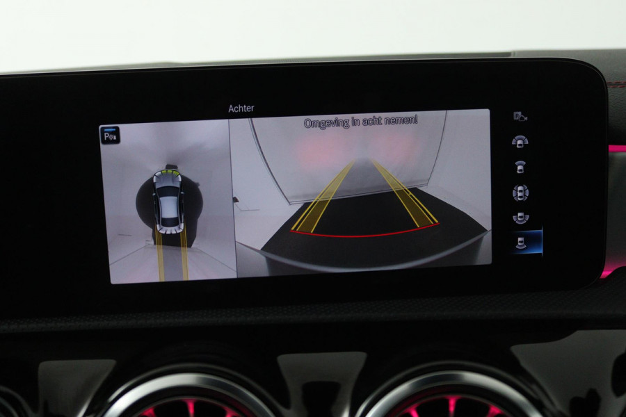 Mercedes-Benz CLA-Klasse 250 e AMG Line (PANORAMADAK, SFEERVERLICHTING, STOELVERWARMING, ELEKTR STOELEN, BURMEISTER)